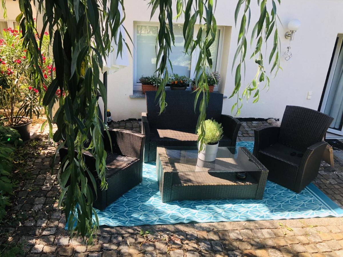 Neu Eingerichtetes Apartment #1 Mit Wlan !Sauna & Hot Tub Zubuchbar! Senftenberg Exteriör bild