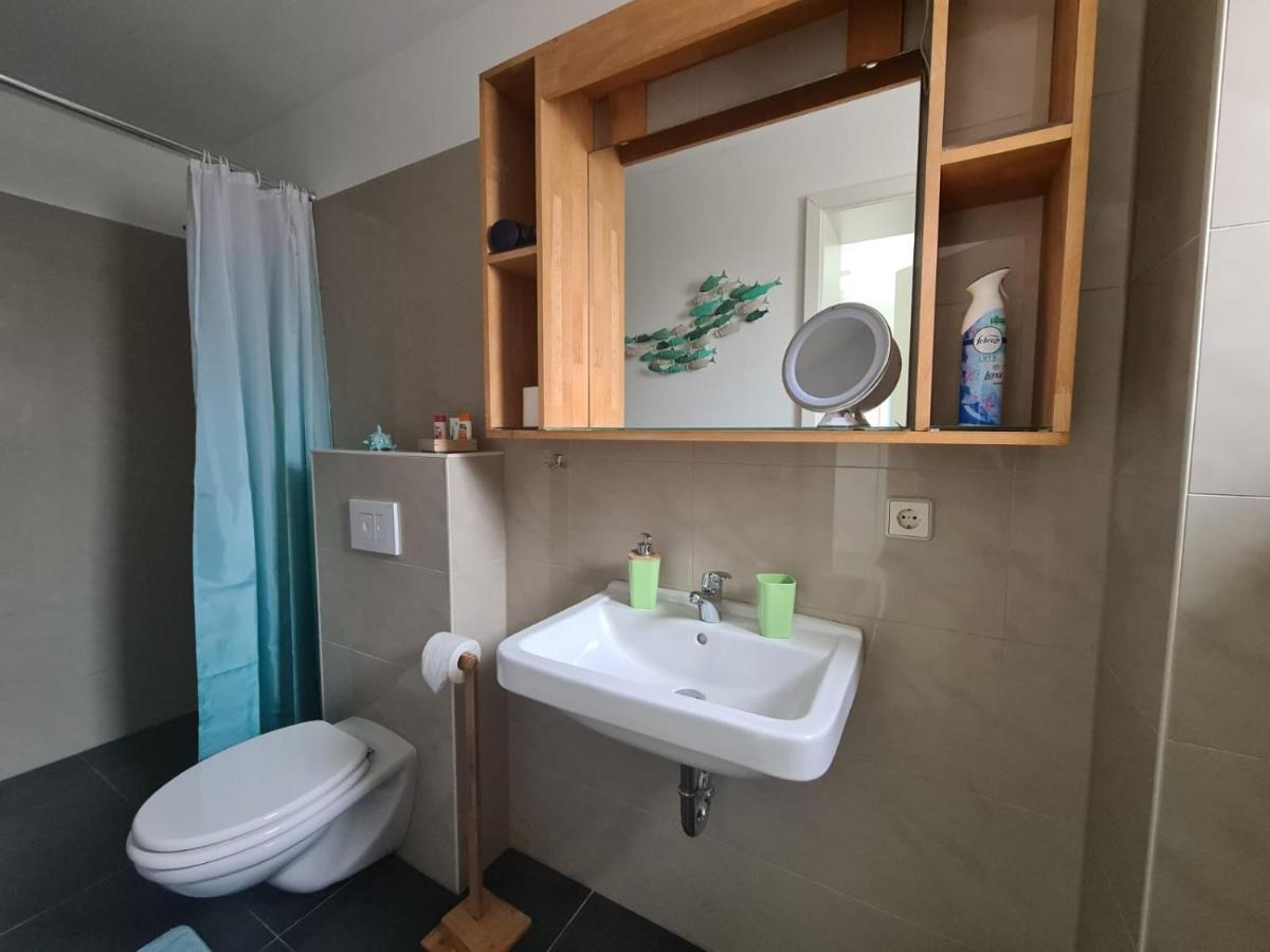 Neu Eingerichtetes Apartment #1 Mit Wlan !Sauna & Hot Tub Zubuchbar! Senftenberg Exteriör bild